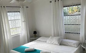 Home2Home Guesthouse